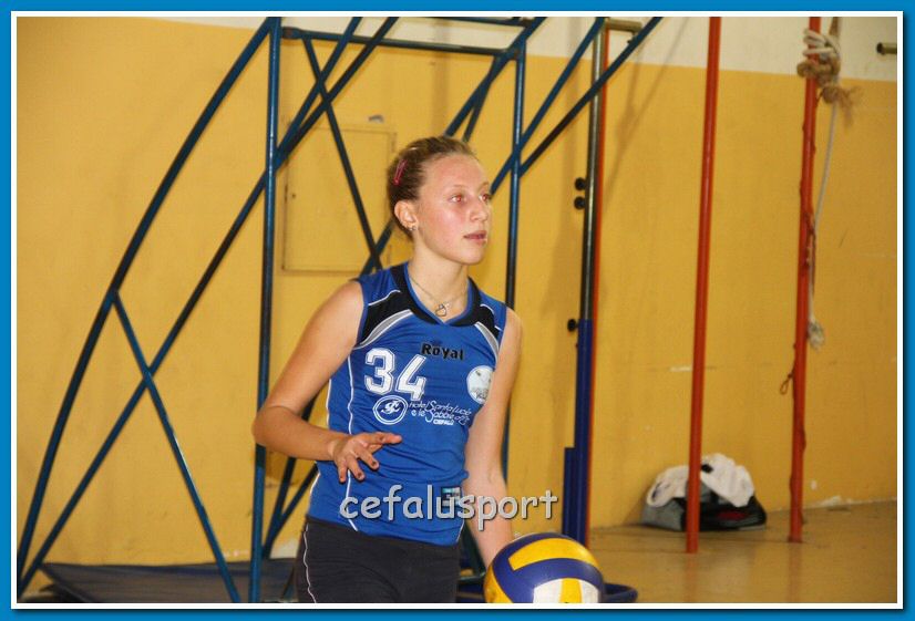 121144 volley 051_tn.jpg